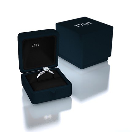 Radiosa Round Brilliant Diamond Ring in 18kt White Gold AU - Box View